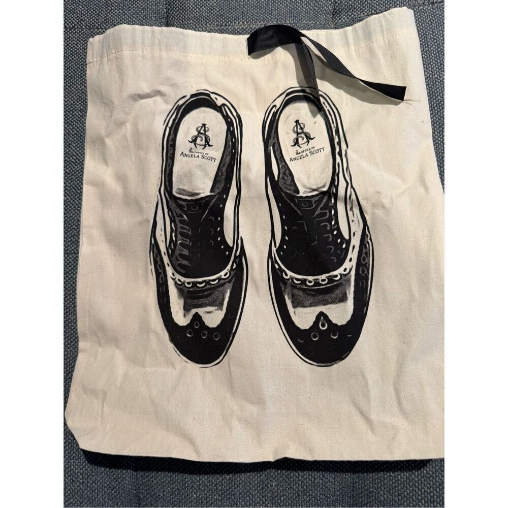 The Office of Angela Scott dust bag Mr Doubt pattern excellent condition